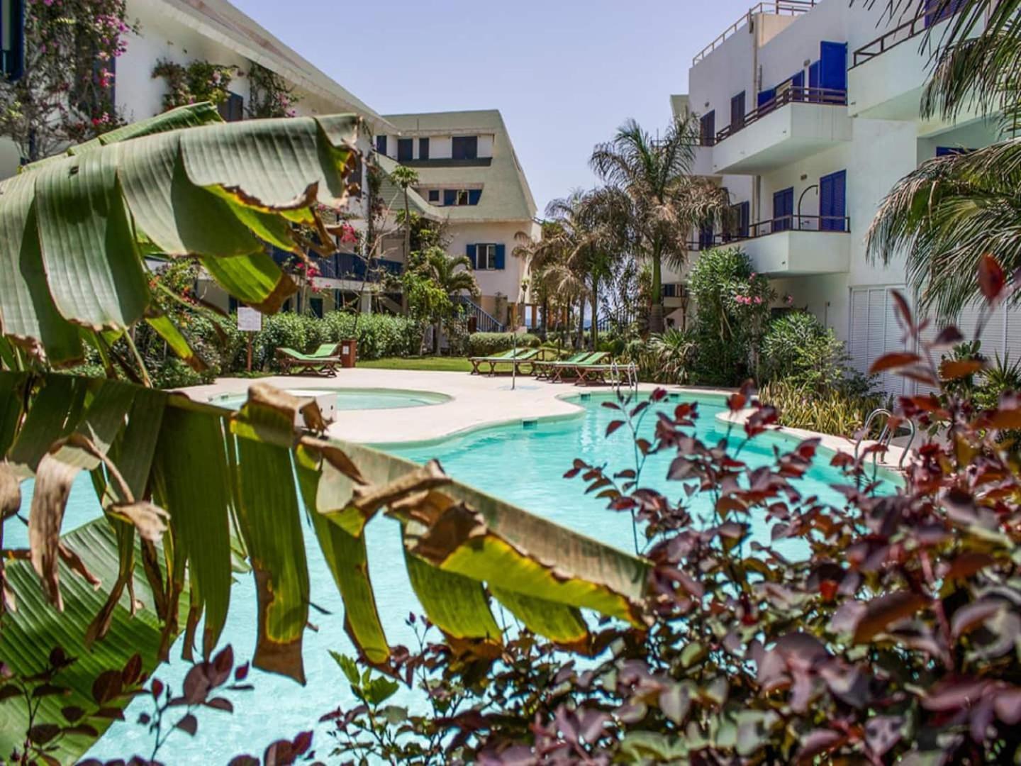 Leme Bedje Two Bedroom - By Bobbywashere Santa Maria Exterior photo