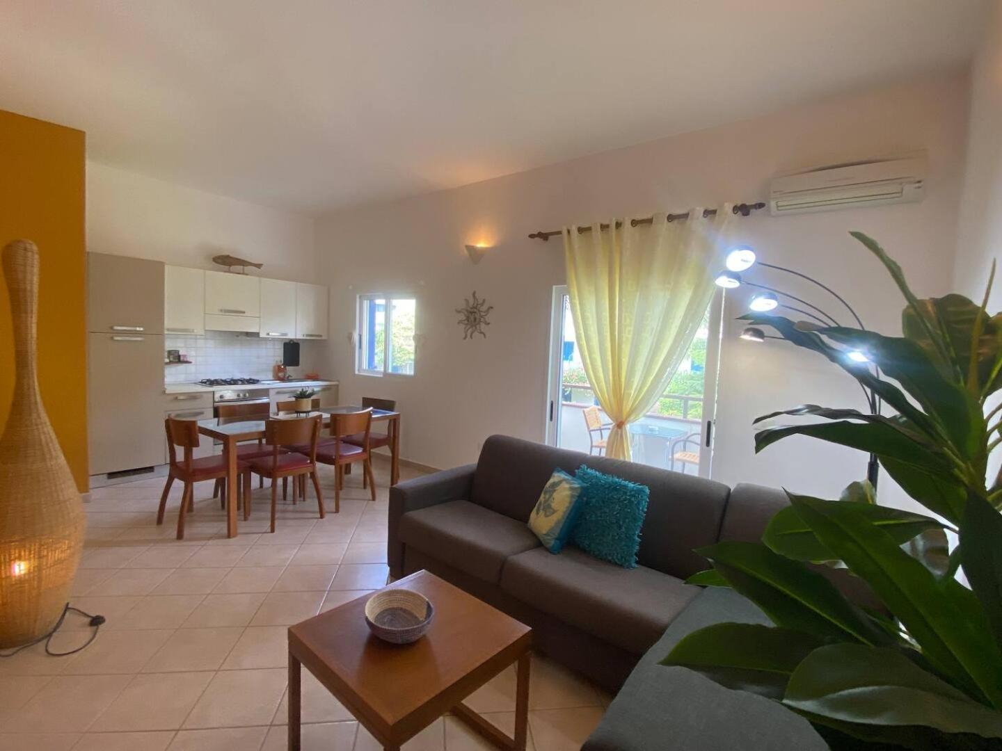 Leme Bedje Two Bedroom - By Bobbywashere Santa Maria Exterior photo
